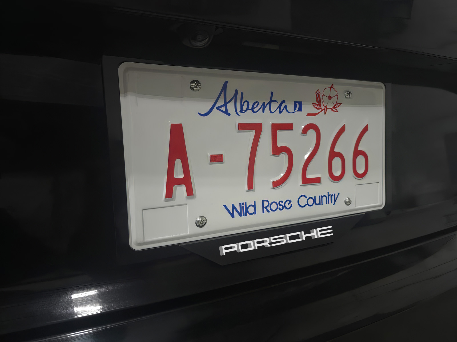nissan license plate frame black acrylic (copy) nissan license plate frame black acrylic (copy)